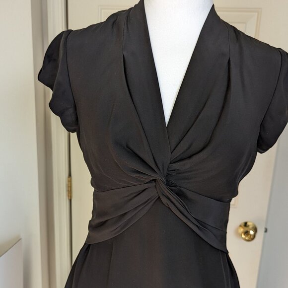 Little Black Dress (Silk) Banana Republic- Size 0 - Picture 2 of 5